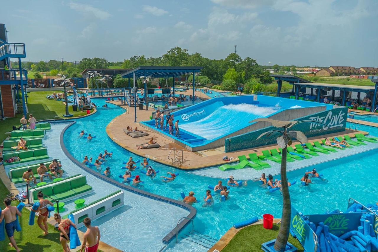 Holiday Inn & Suites College Station-Aggieland By Ihg Exterior photo