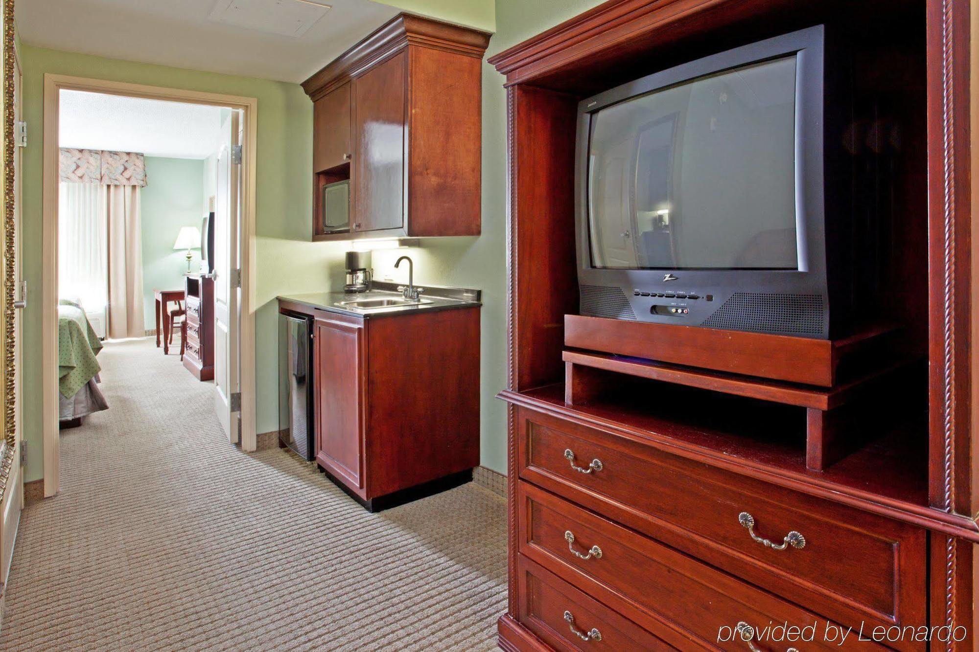 Holiday Inn & Suites College Station-Aggieland By Ihg Room photo