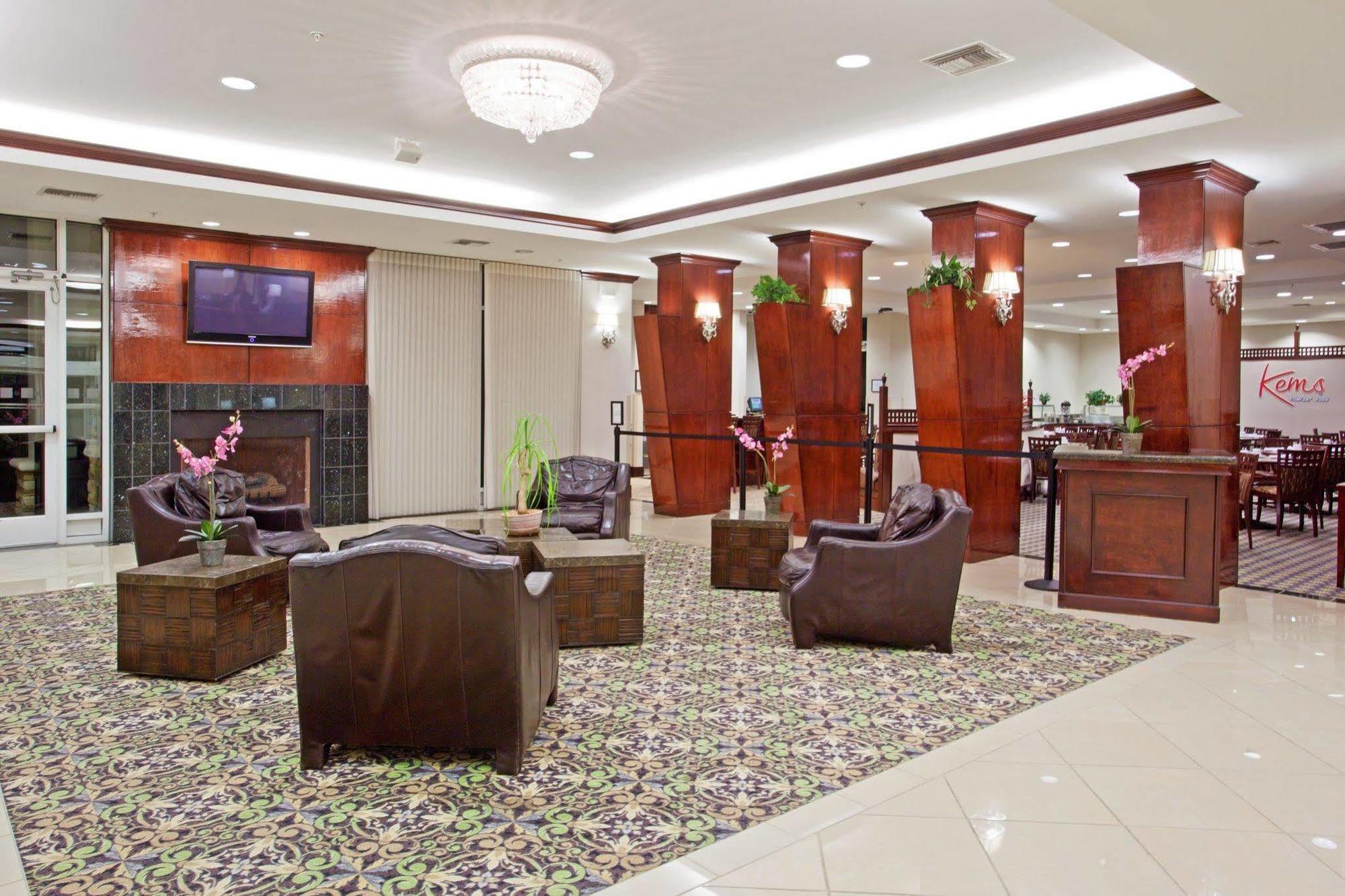 Holiday Inn & Suites College Station-Aggieland By Ihg Exterior photo